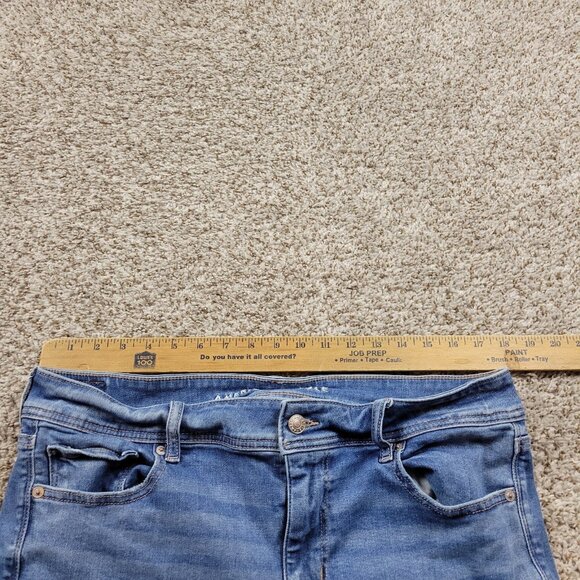 American Eagle Jeans Womens 16 Short Kick Boot Medium Wash Distressed Denim - Picture 2 of 8